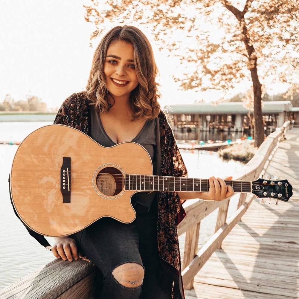 Meet your Posher, Allison